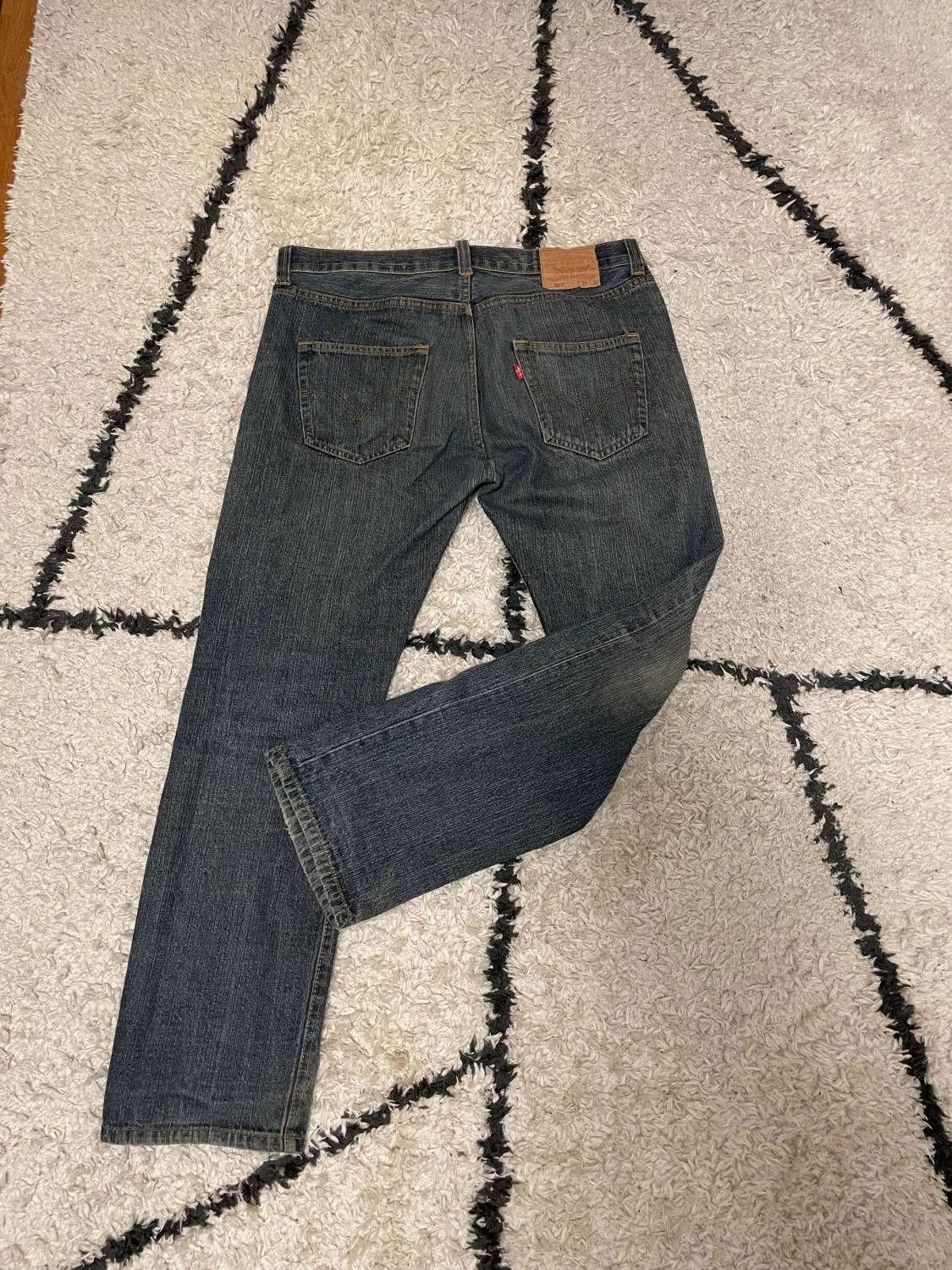 Levi's 501 blå jeans med slitning - 2
