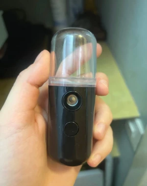  ansiktsmist nano spray - Smidig portabel ansiktsmist med nano spray-teknik. 