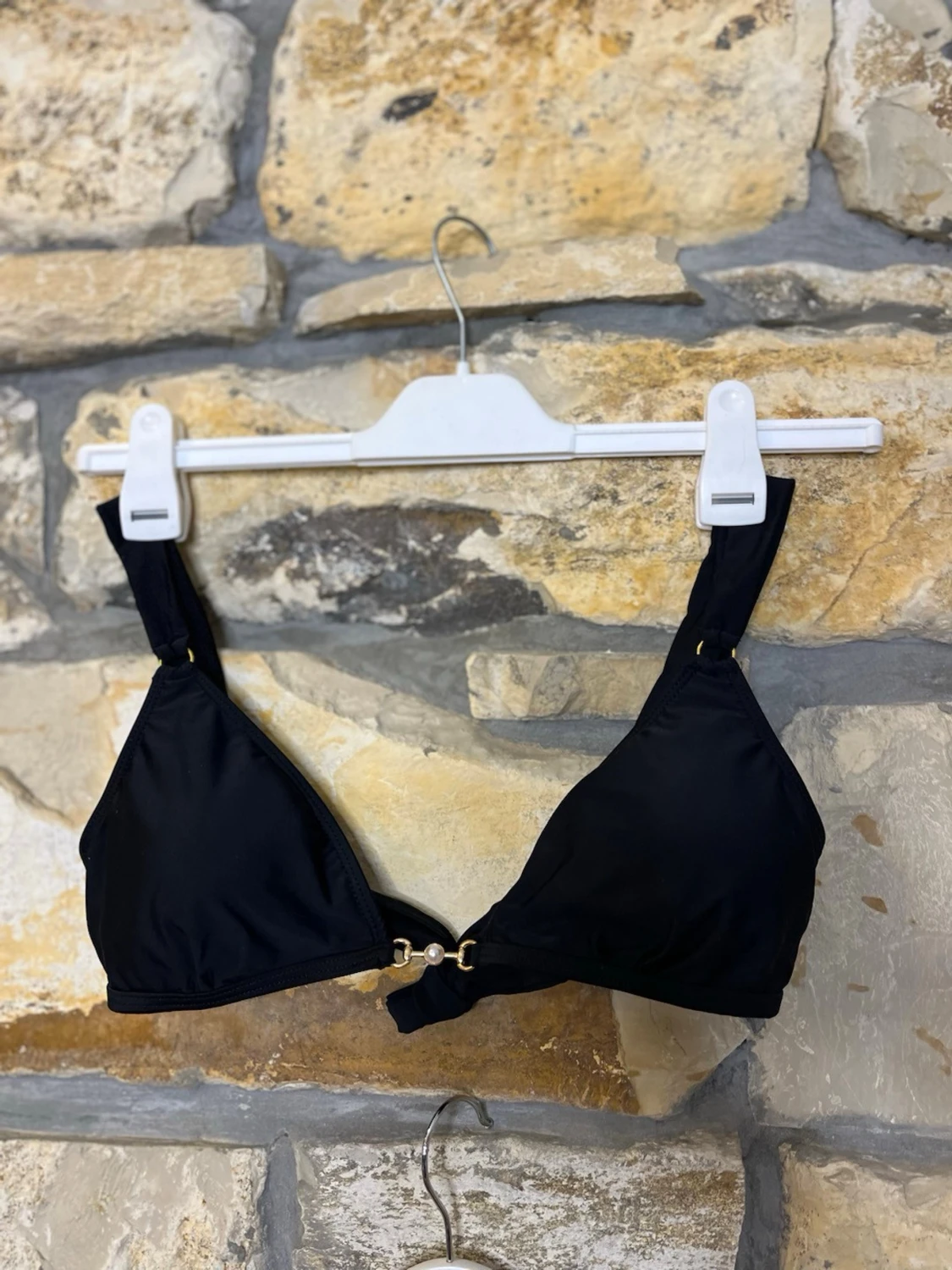 Svart bikini med knyt och ringdetaljer - 2