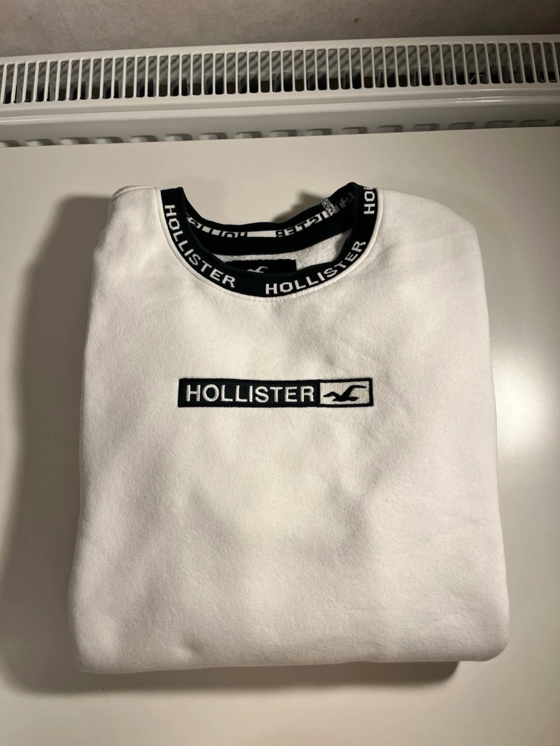 Hollister sweatshirt (strl S)  - 1