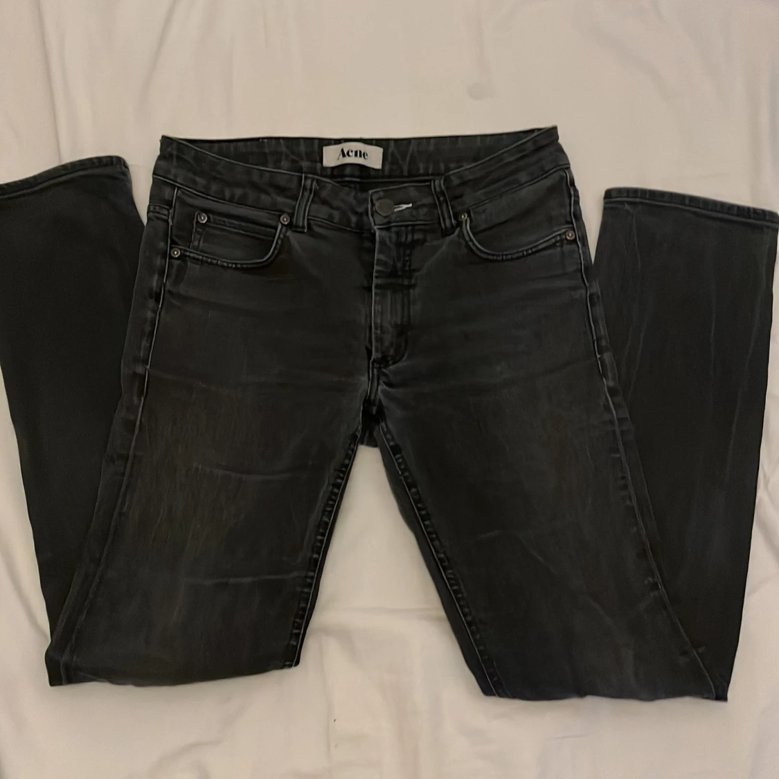 Acne 29/32