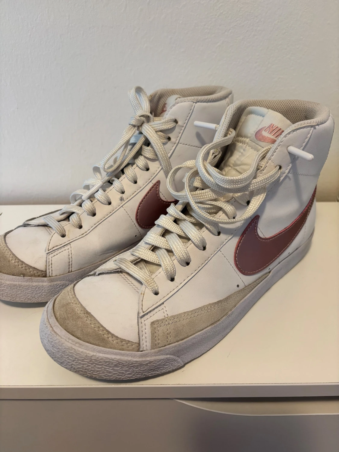 Nike Blazer Mid vit/rosa EUR 40 - 6