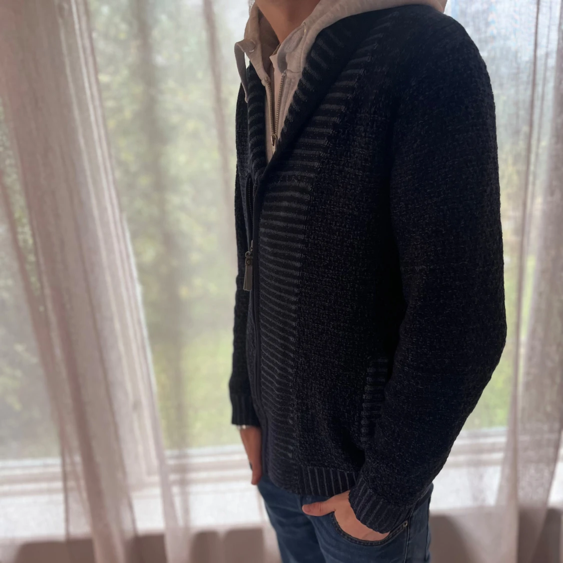 Stickad Cardigan - 1