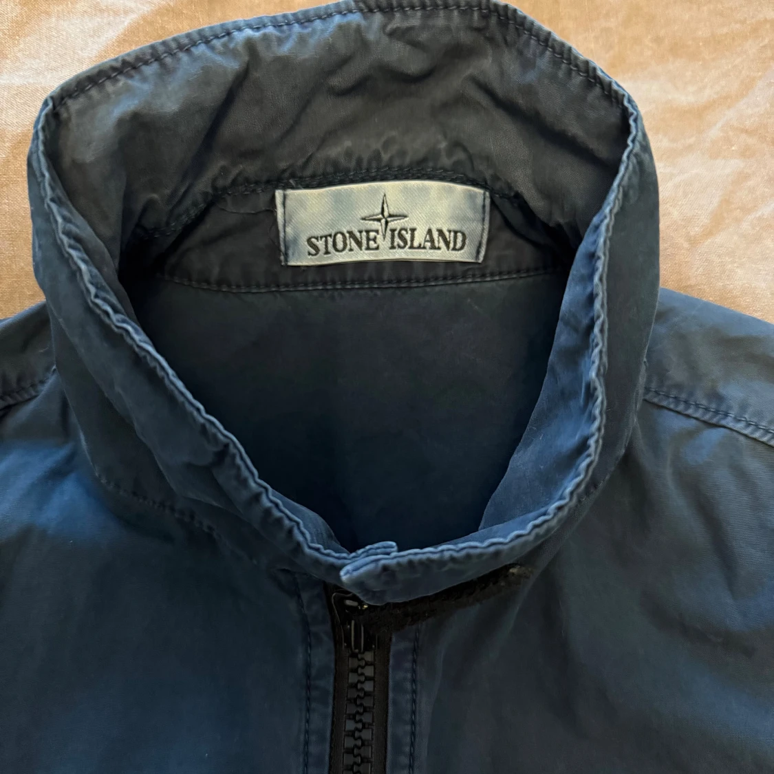 Mörkblå vindjacka från Stone Island - 3