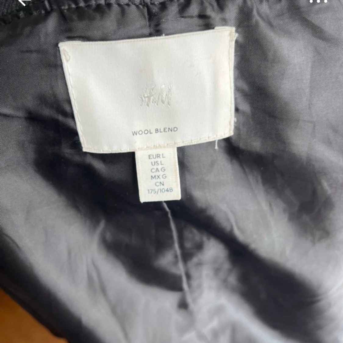 Svart bomberjacka från H&M i ullmix - 2