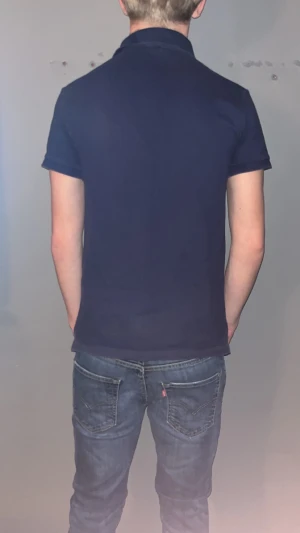 Ralph Lauren piké  - Raffe piké - Storlek: S - Mycket bra skick - Nypris: 1699kr - Mitt pris: 199kr - hör av dig vid funderingar 💫