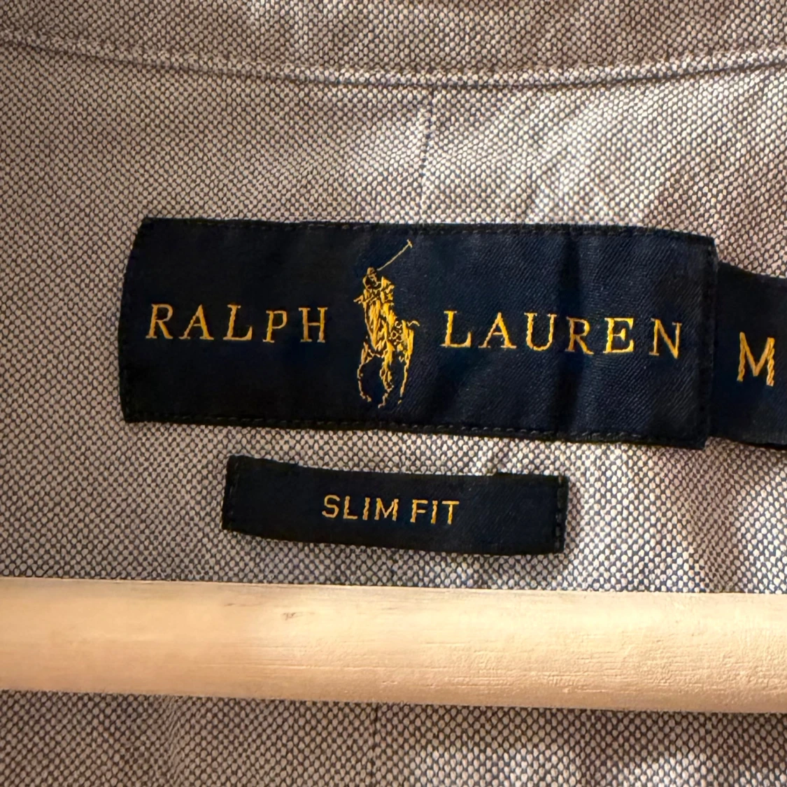 Ljusblå skjorta från Ralph Lauren i storlek M - 2