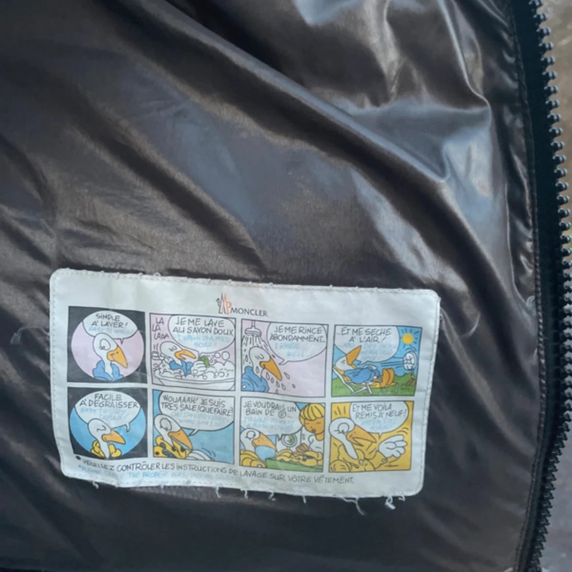 Svart Moncler pufferjacka med huva - 4