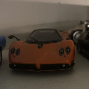 Pagani zonda - Mycket bra skick! Startar och går fint, finns bara 5 stycken i Sverige! Först till kvarn!!!