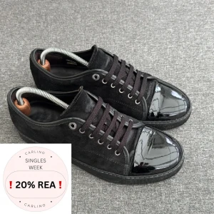 Lanvin Skor | 43 - Lanvin Dbb1 sneakers | Grymt skick | Skosnören utbytta | Storlek 8,  passar 42-43 | Endast skorna ingår | INGA BYTEN | Fraktar spårbart eller möts upp i Täby 