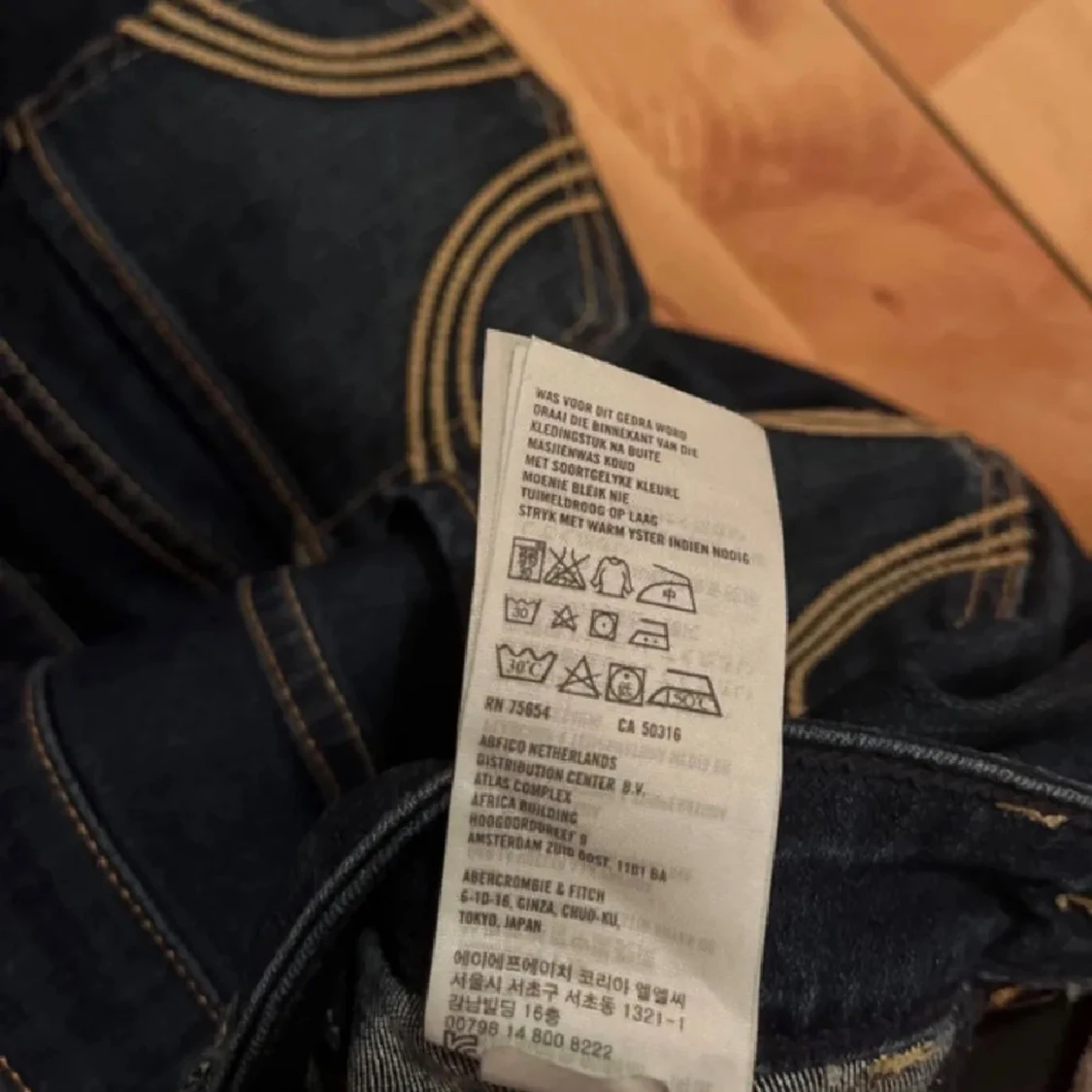 Mörkblå  jeans från Hollister - 3