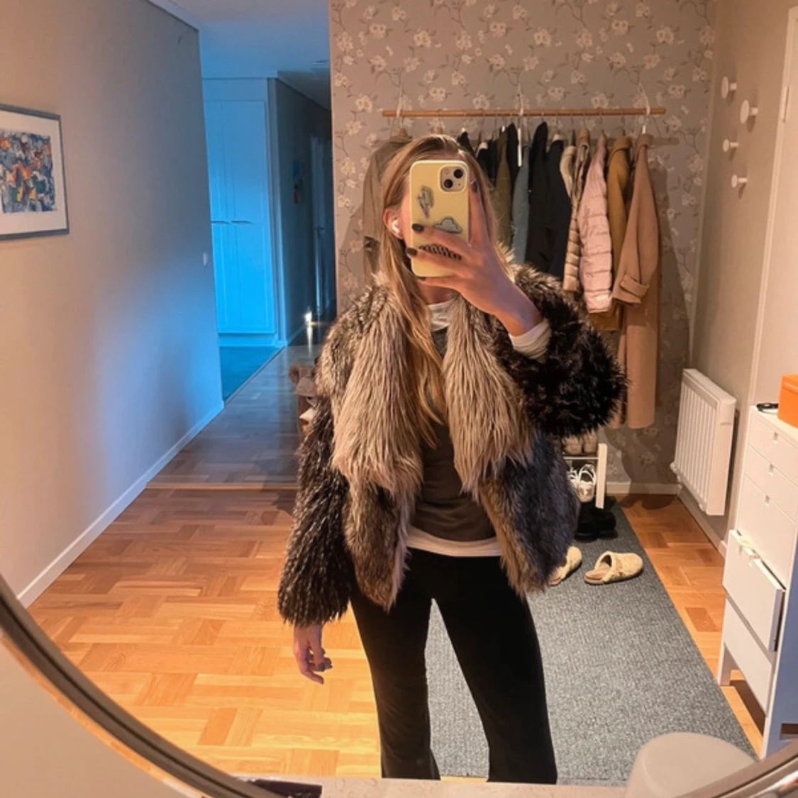 Fluffig pälsjacka från Zara Basic - 1