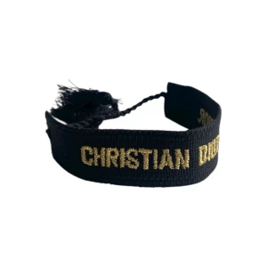 Christian dior armband - Helt ny dior armband. Oanvänd. Fraktar inom 24 timmar. Bästa kvalité ute på marknaden. 