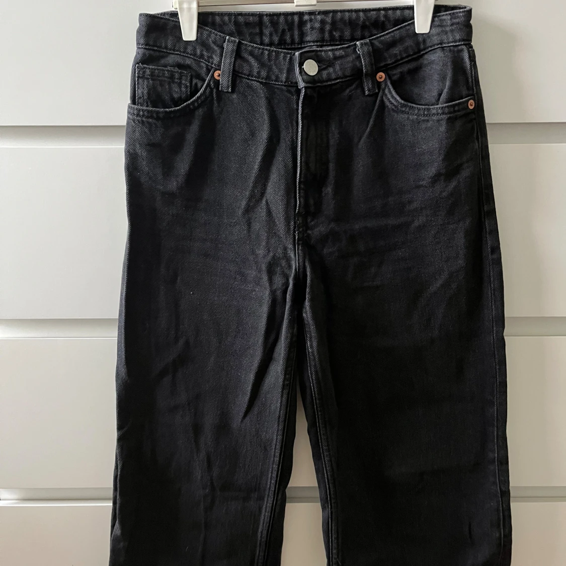  Svarta wide jeans från monki - 1