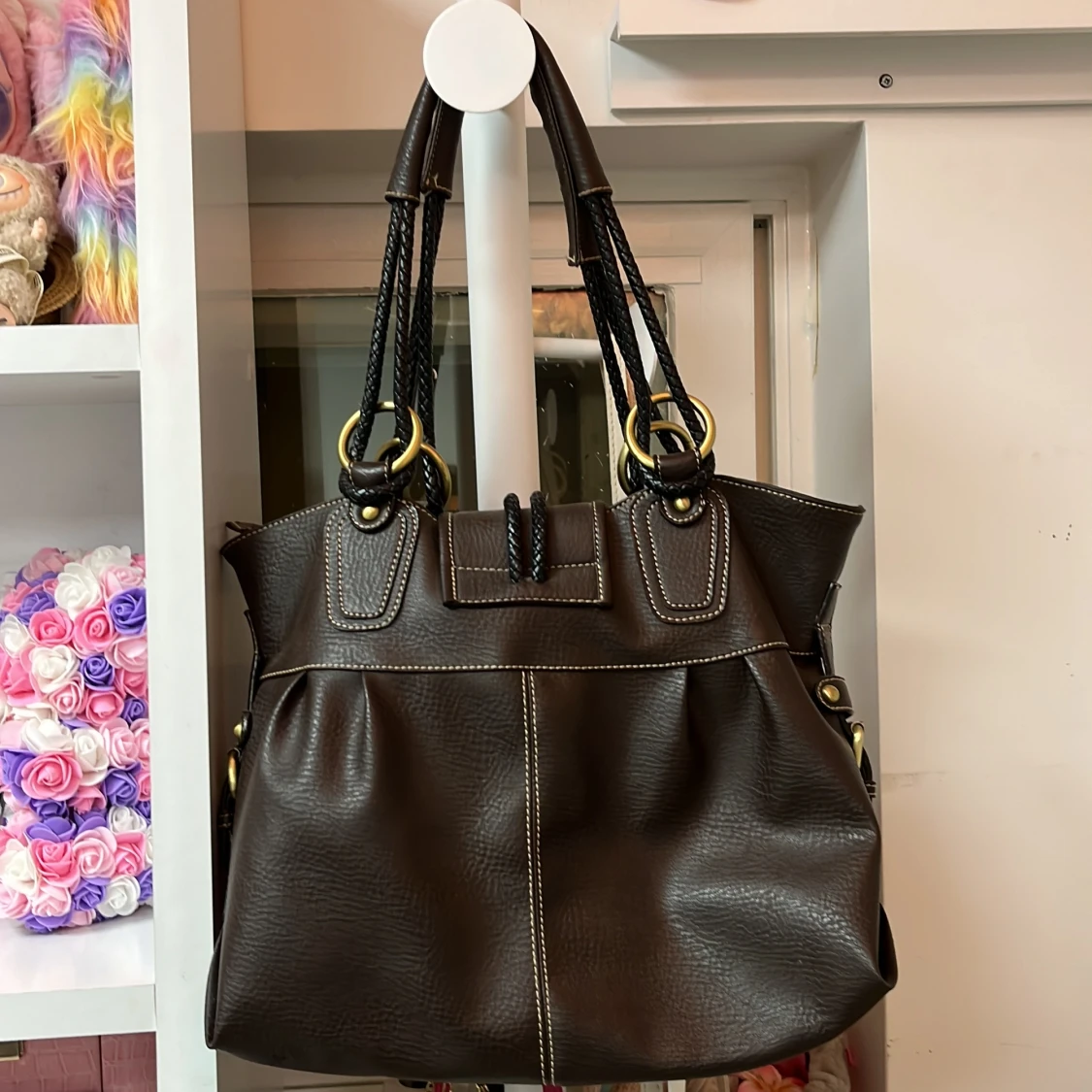 Brun axelväska från D&G i skinn - 1