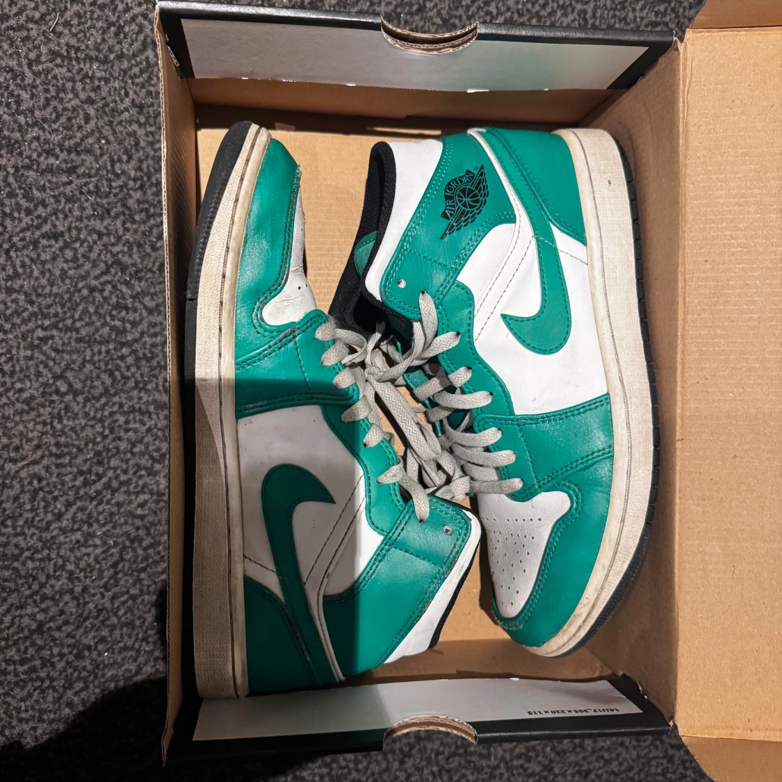 Nike Air Jordan 1 Mid grön/vit - 2