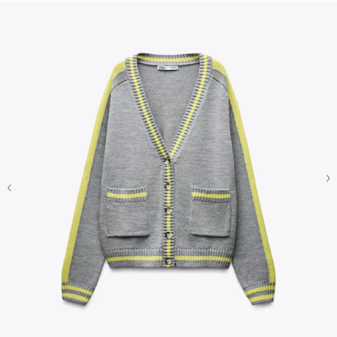Grå kofta med gula ränder från Zara