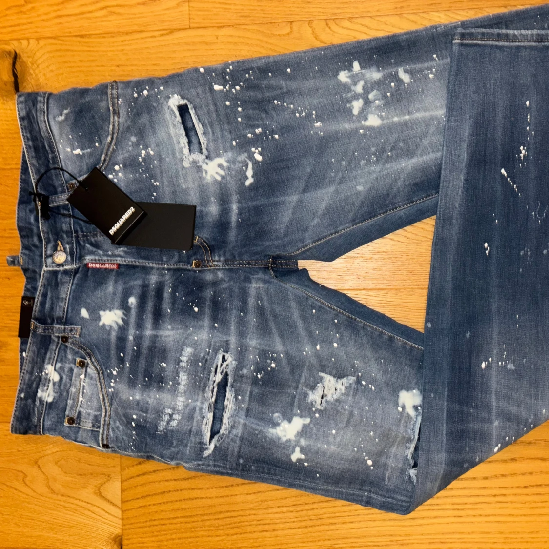 Helt nya! Dsquared2 blå jeans med slitningar - 3