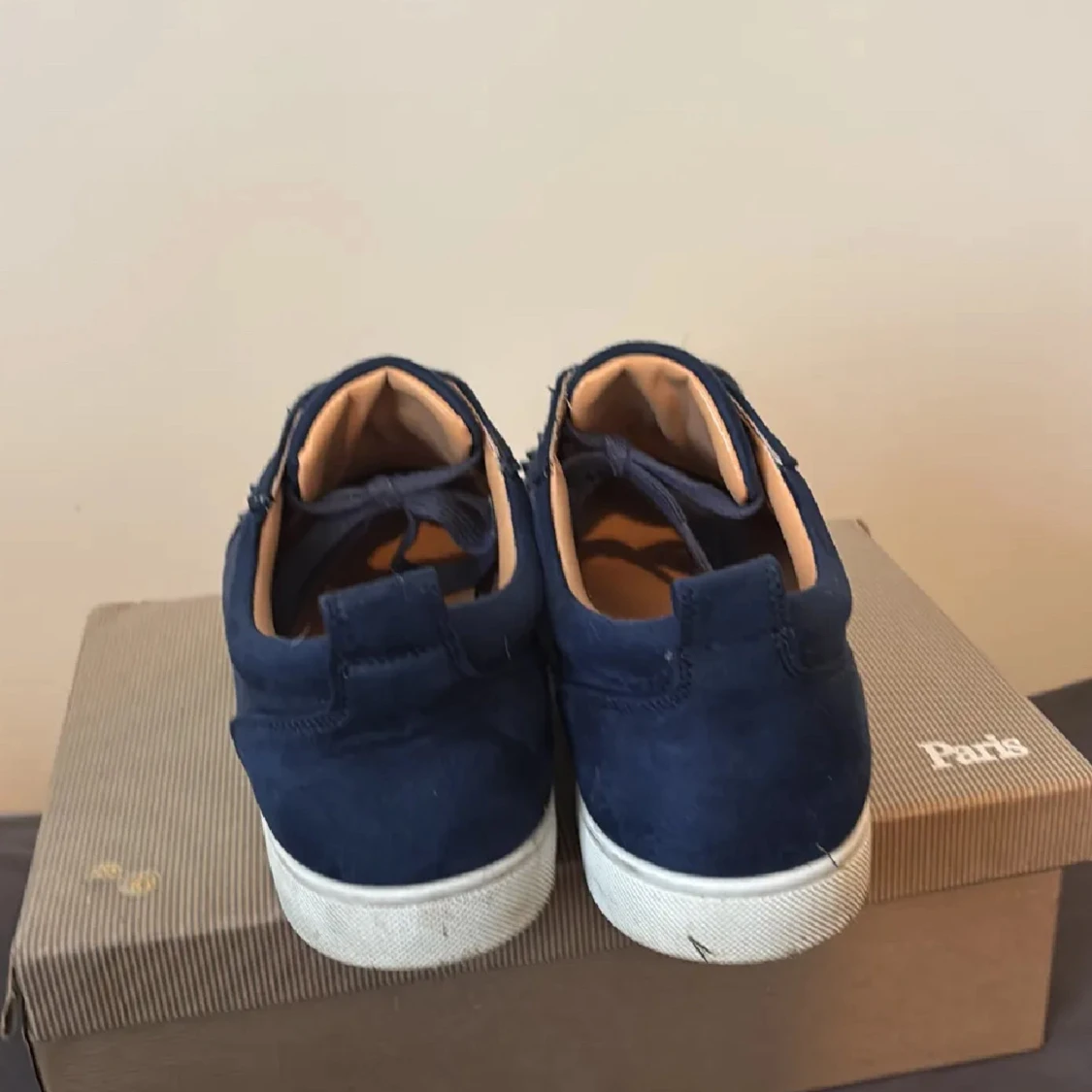 Mörkblå Christian Louboutin sneakers - 1