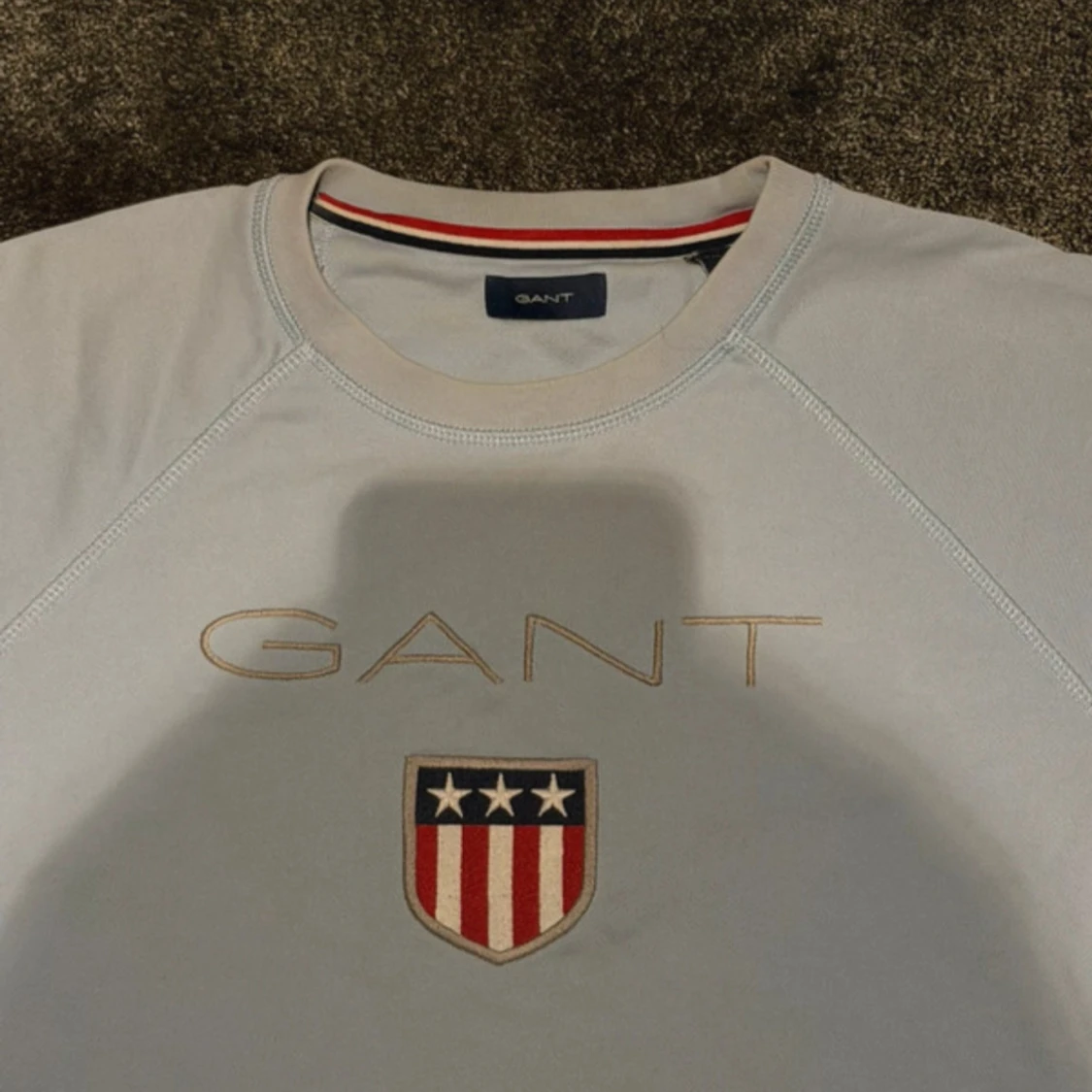 Ljusblå sweatshirt från GANT - 1