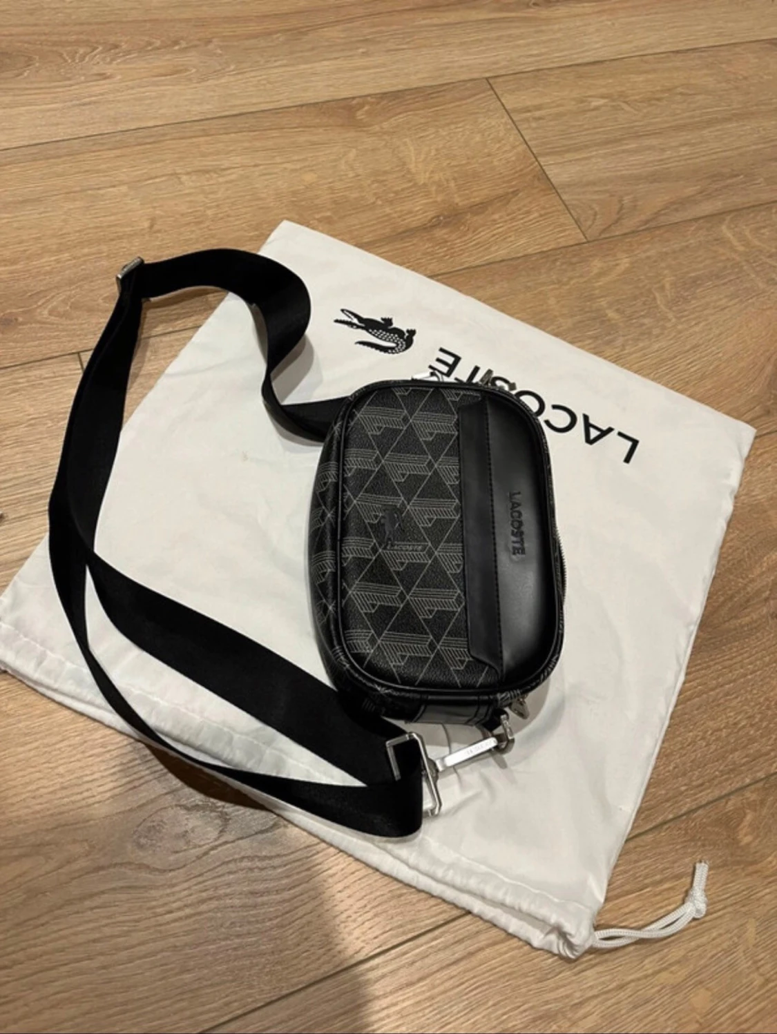 Lacoste crossbody / axelväska – original