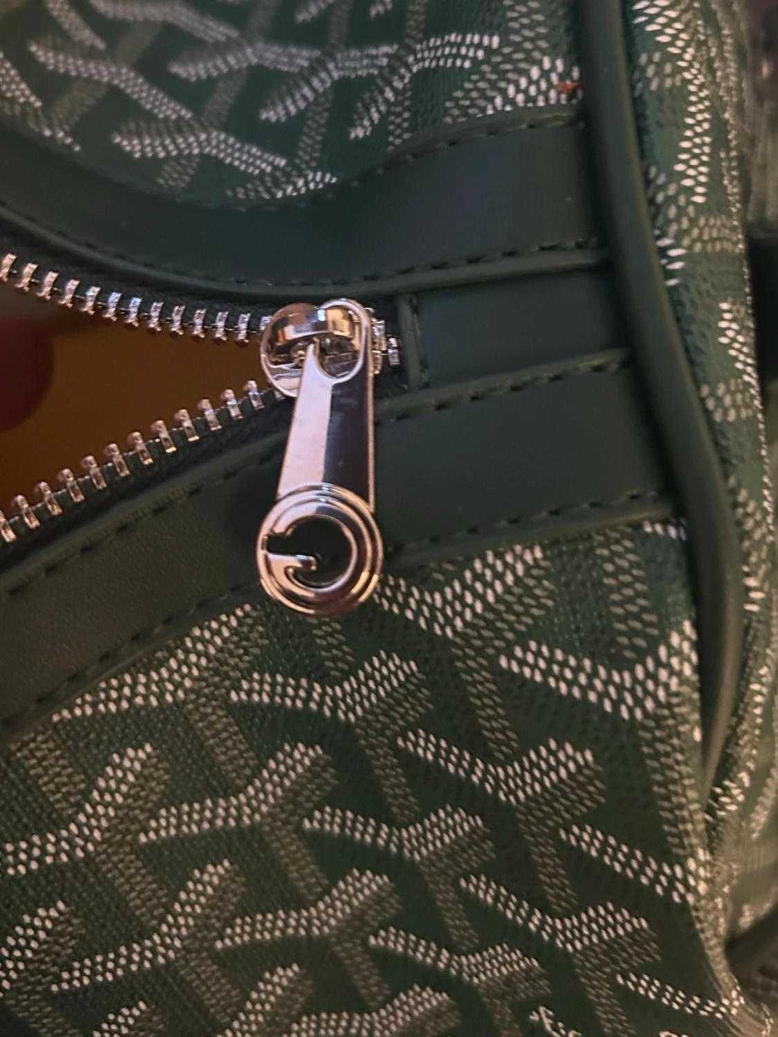 Grön handresväska  - 2