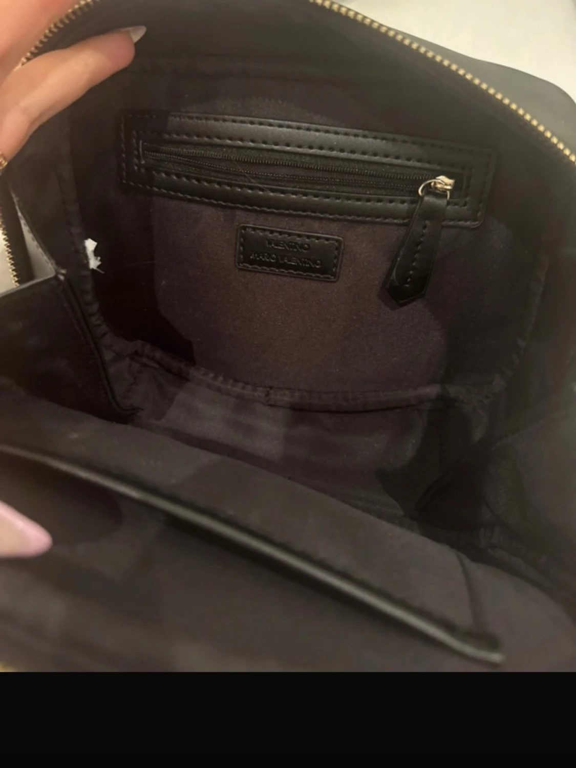 Svart axelväska från Valentino - 1