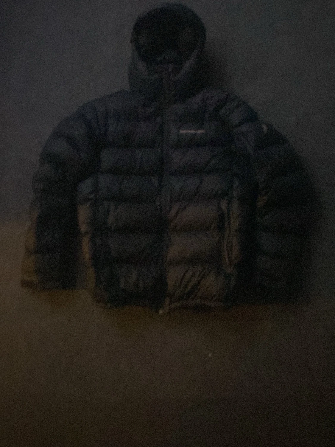 Peak Performance Svart dunjacka