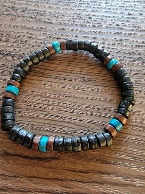 Surfarmband - Surfarmband i trä.