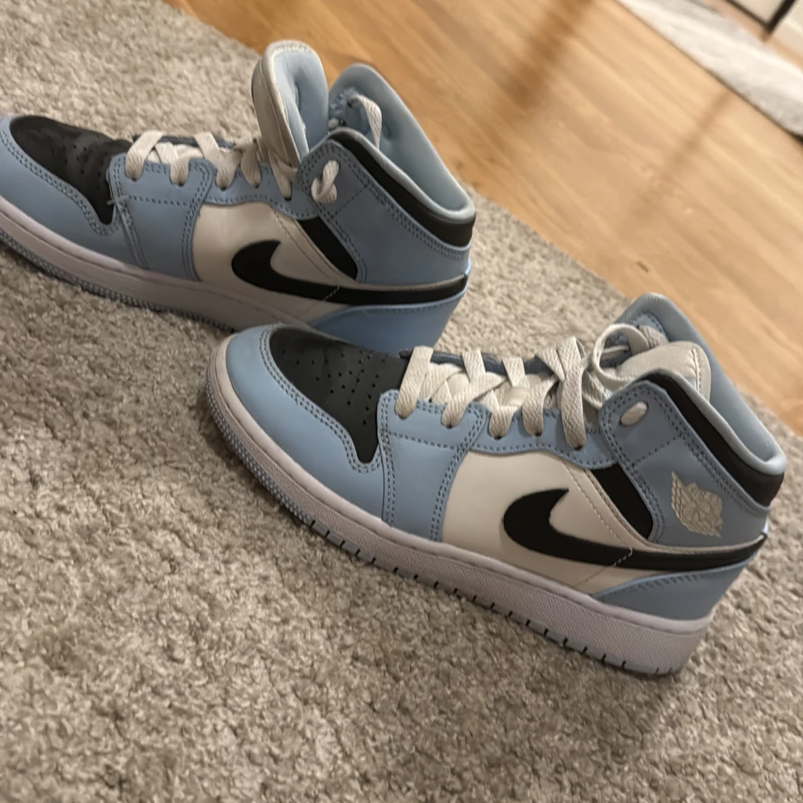 Nike Air Jordan 1 Mid UNC blå/vit - 4