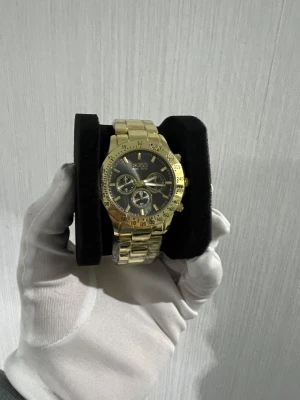 Klocka  - Helt ny klocka 