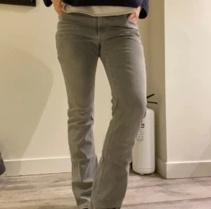 MAC jeans - Super snygga gråa jeans från MAC jeans! Lågmidjade.