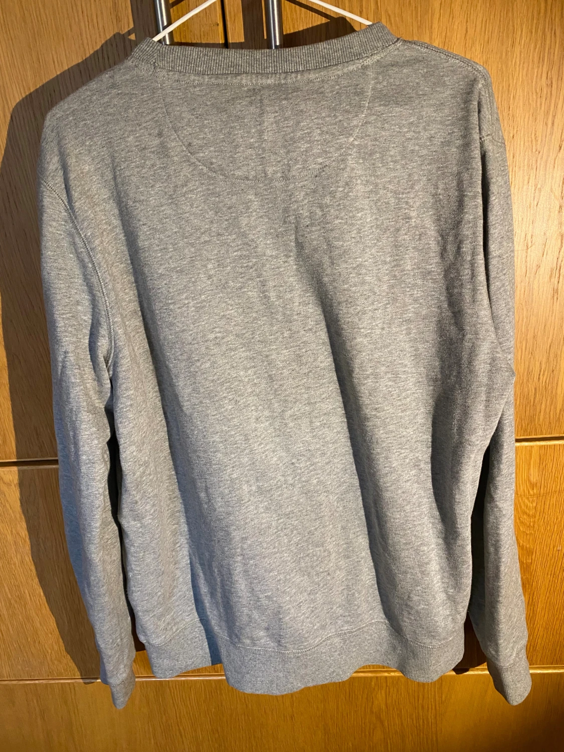 Grå sweatshirt från Morris Gents - 1