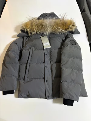 canada goose jacka - canada goose jacka storlek M och S i lager 