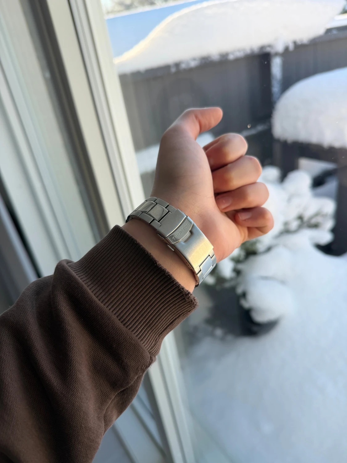 Silverfärgad klocka från Thorsen - 1