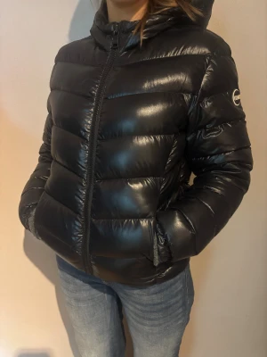 Colmar dunnjacka - Säljer en väldigt fin colmar jacka som inte säljs längre | Storlek 44 | Mycket bra skick, inga skavanker