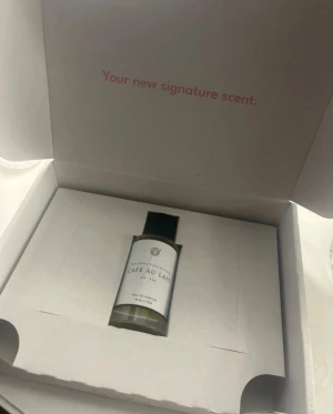 Curiosa parfym - Oanvänd, Cafe au lait