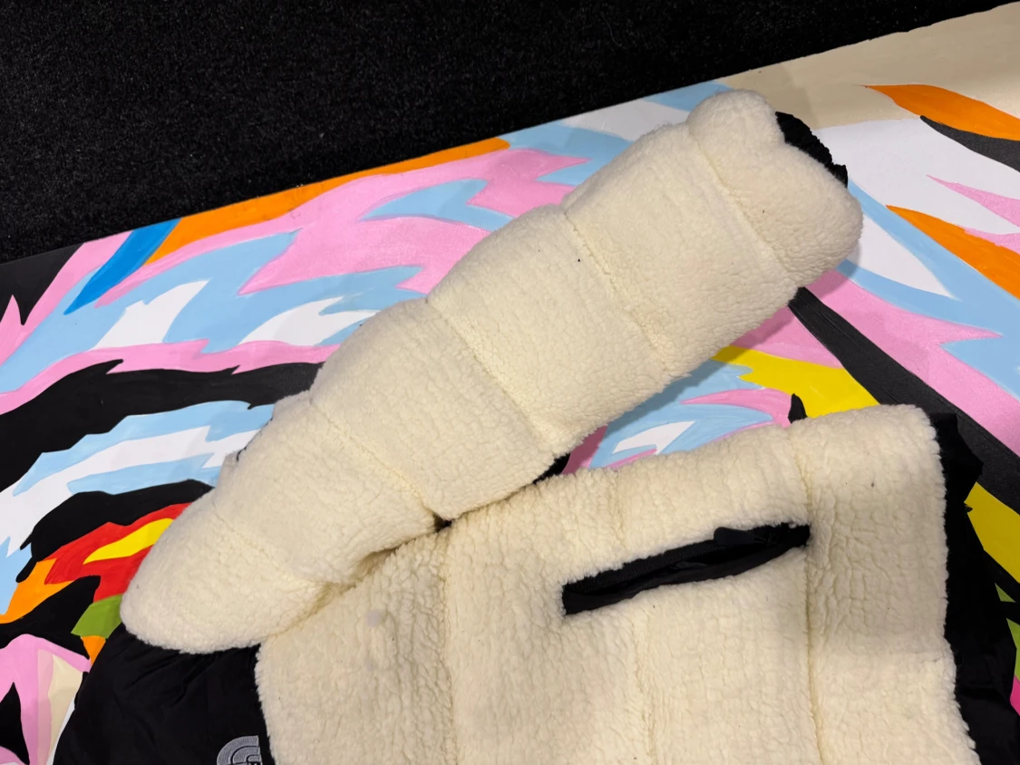 Vit teddyjacka från The North Face - 2