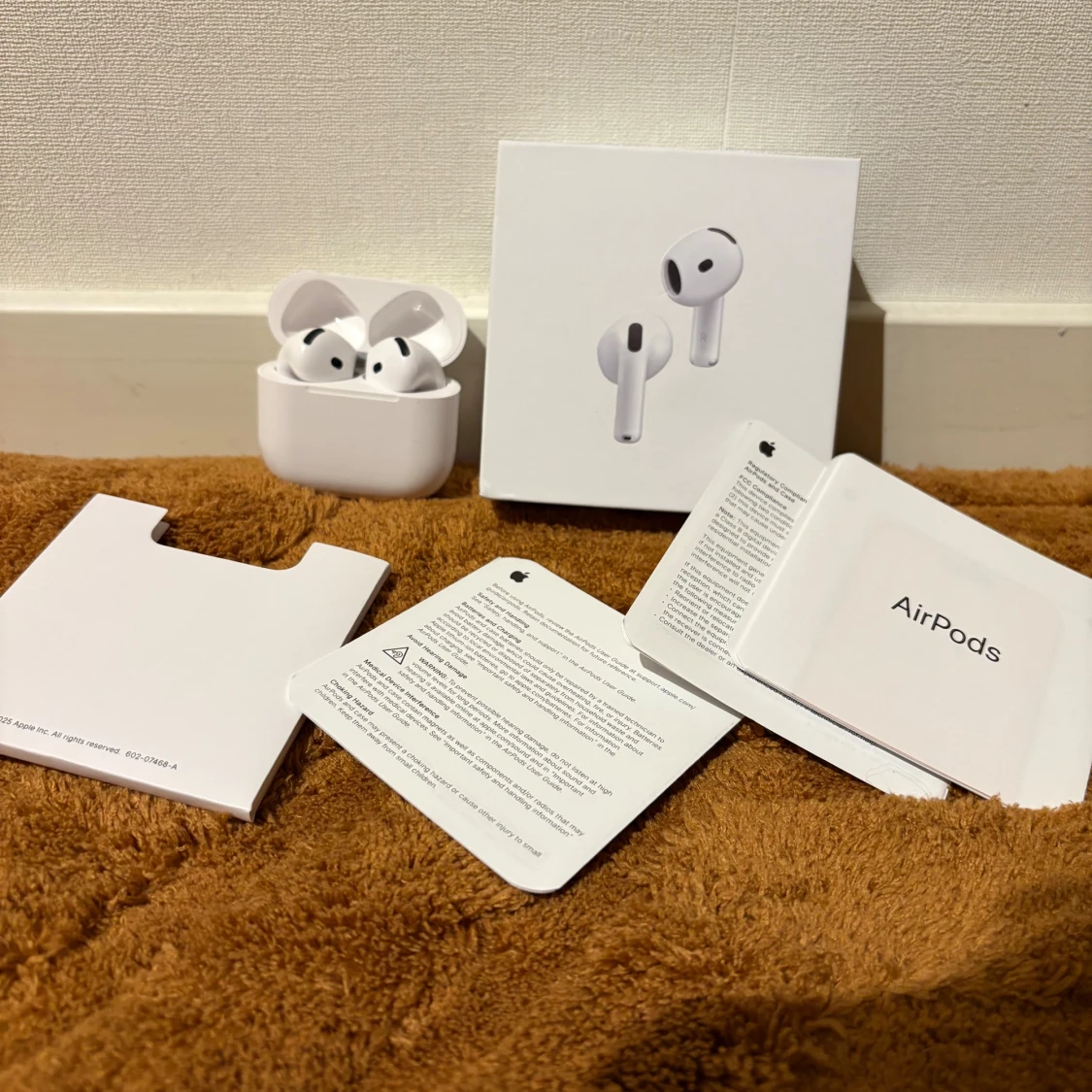 Apple AirPods 4