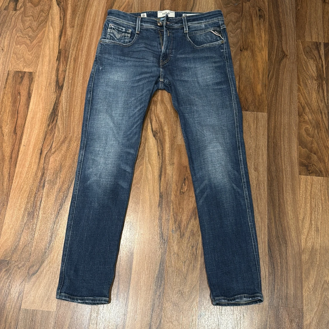 HELT OANVÄNDA Replay Jeans 30W 30L
