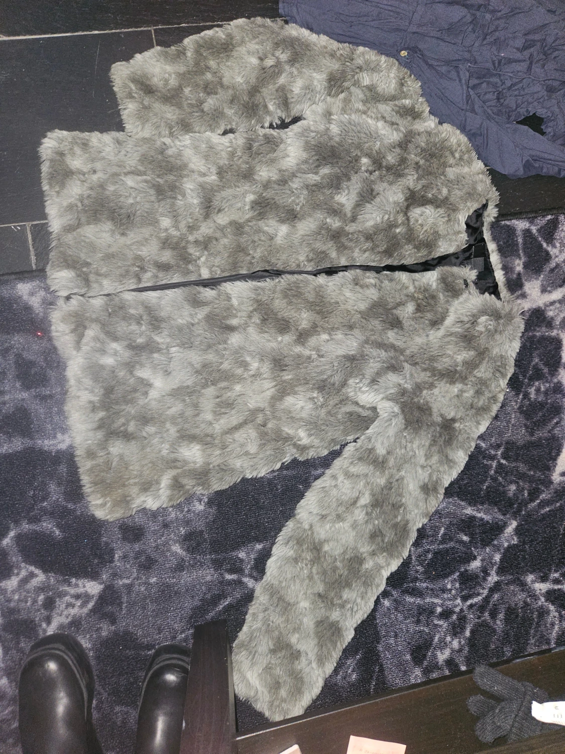 Grå pälsjacka från H&M