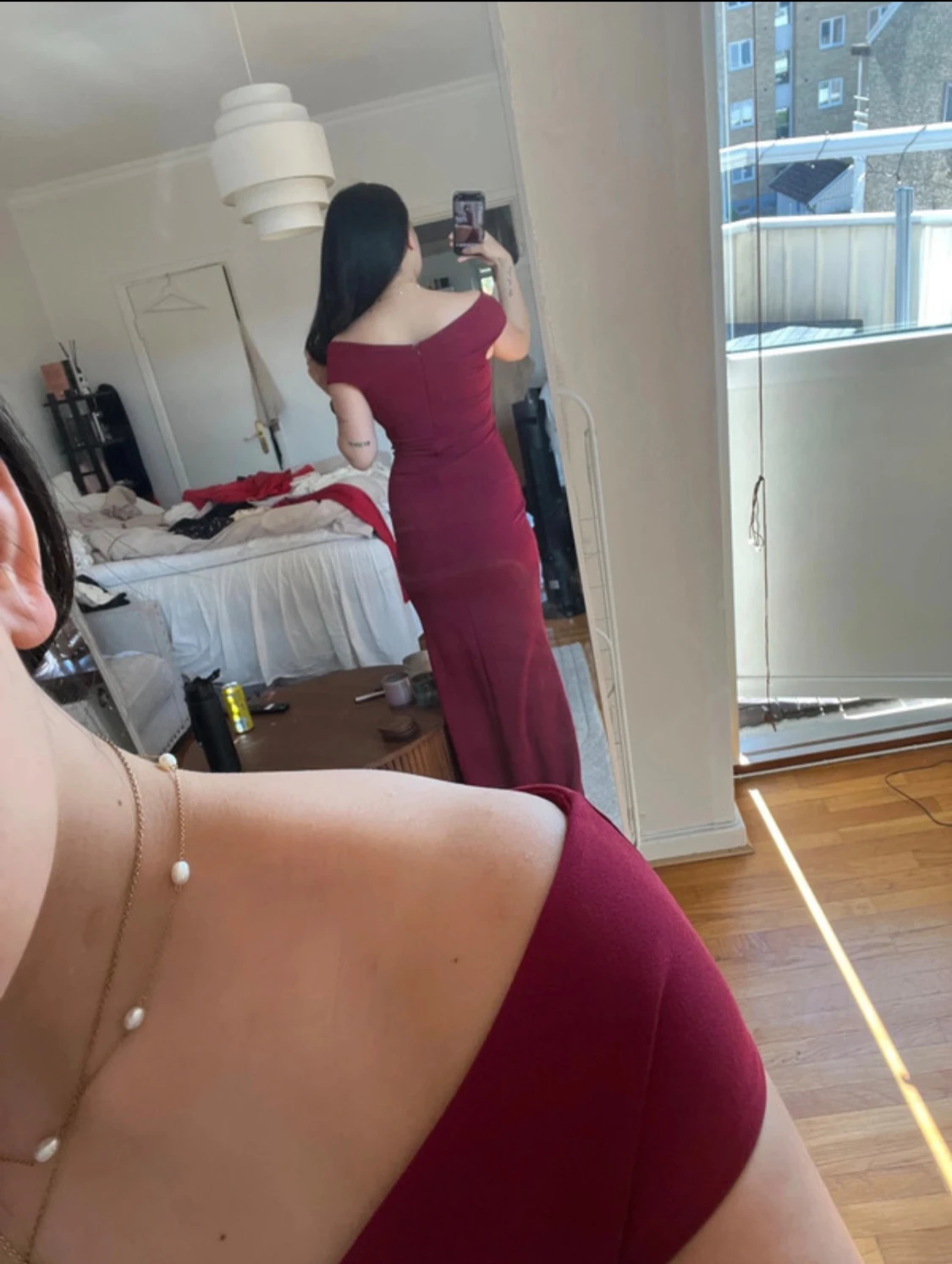 Vinröd långklänning från Goddiva - 1