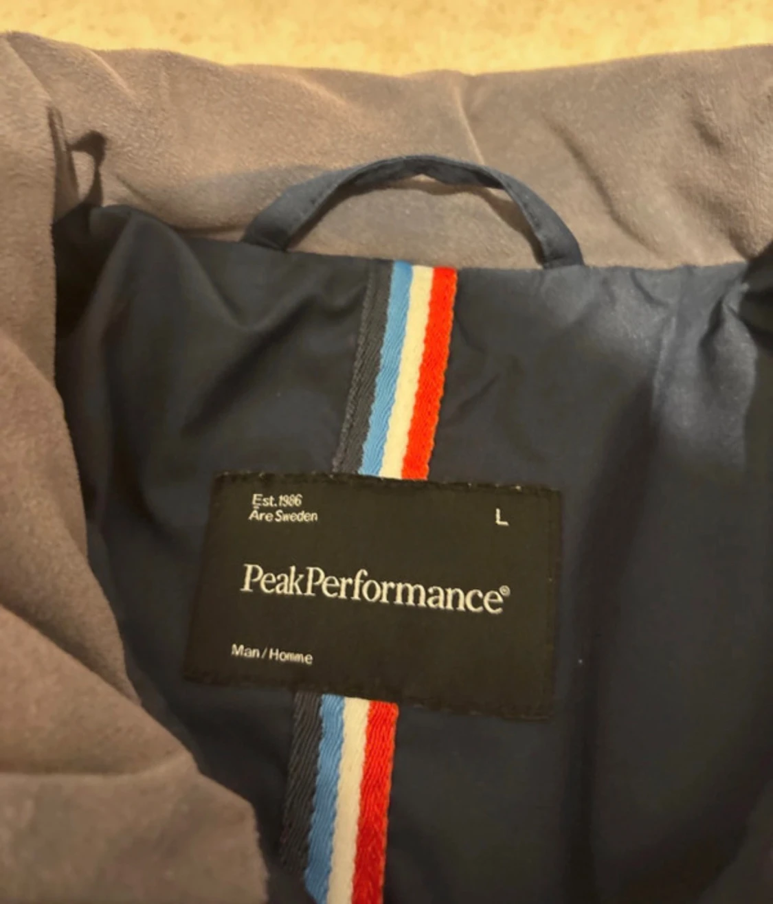 Peak Performance pufferjacka röd/blå L - 2
