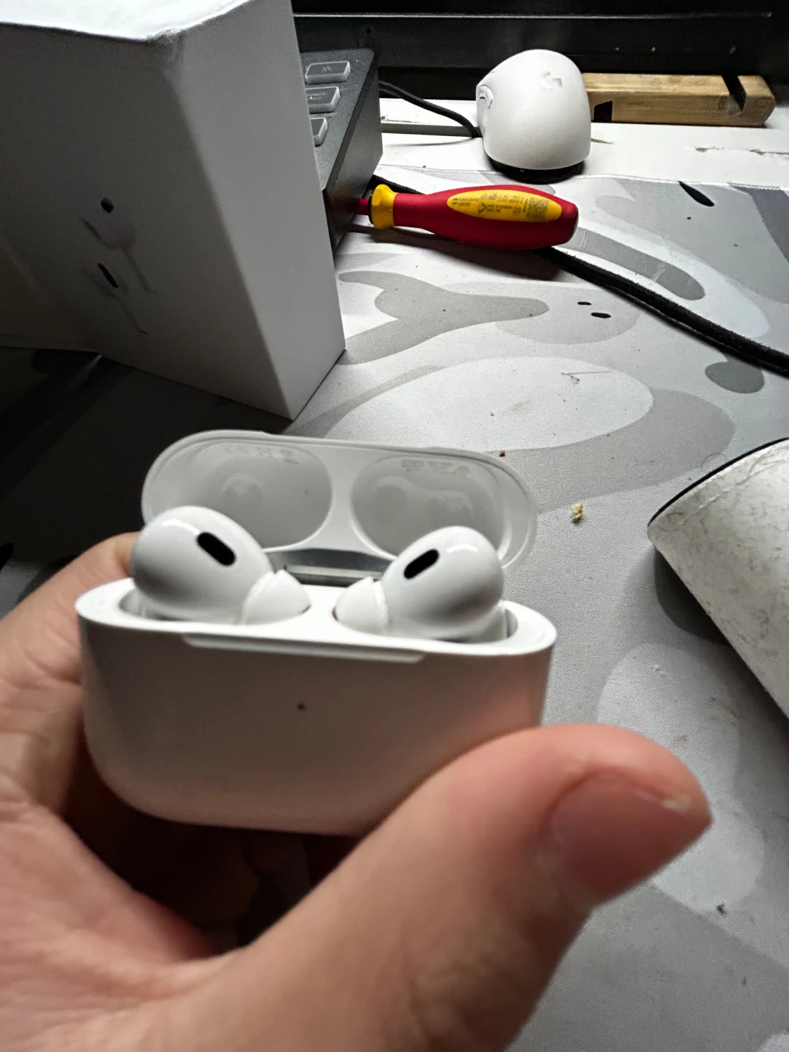 AirPods Pro 2 - 1