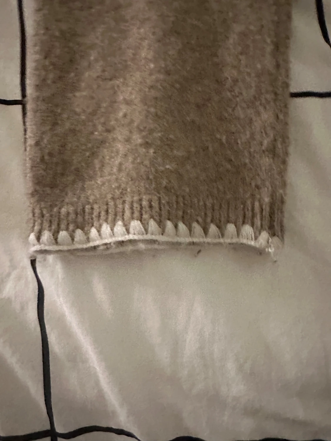 Beige stickad tröja från Kappahl - 4