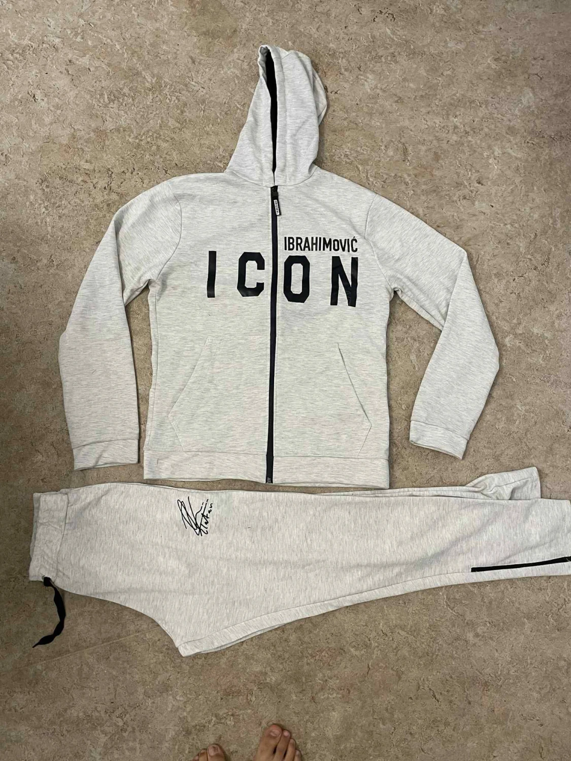 Grå mjukisbyxor DSQUARED2 ICON