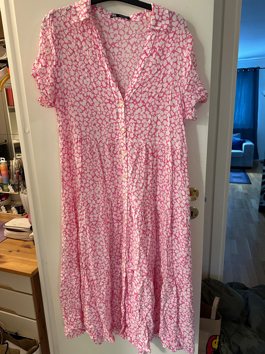 Blommig rosa långklänning från Zara strl: XL - 1