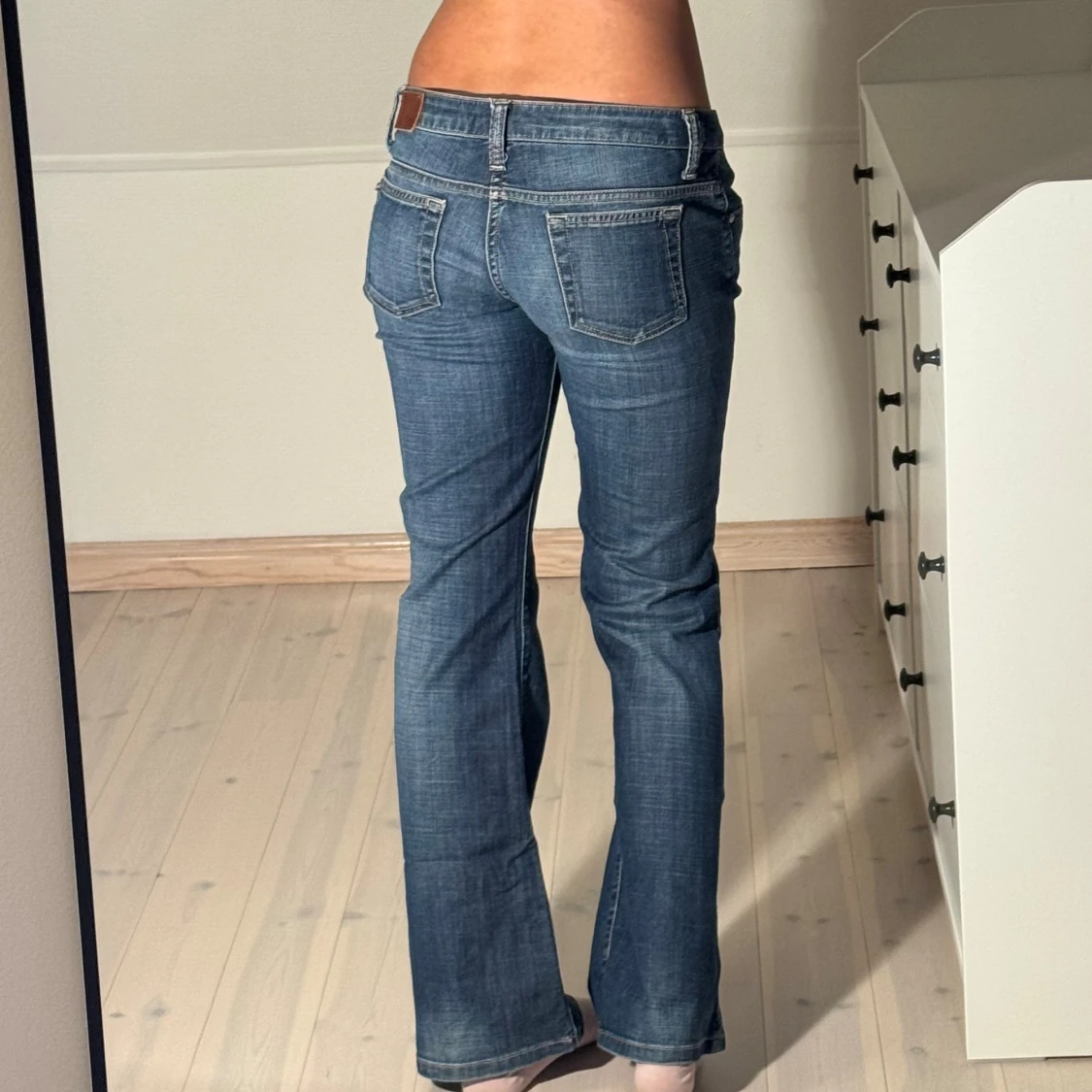 Low bootcut jeans  - 2