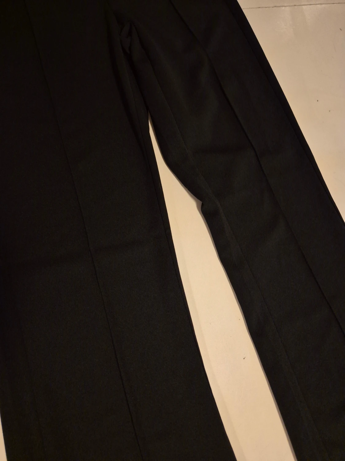 Svarta byxor - 2