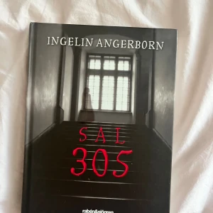 Sal 305 - Bok av Ingelin Angerborn, läst cirka 2 gånger och i fint skick